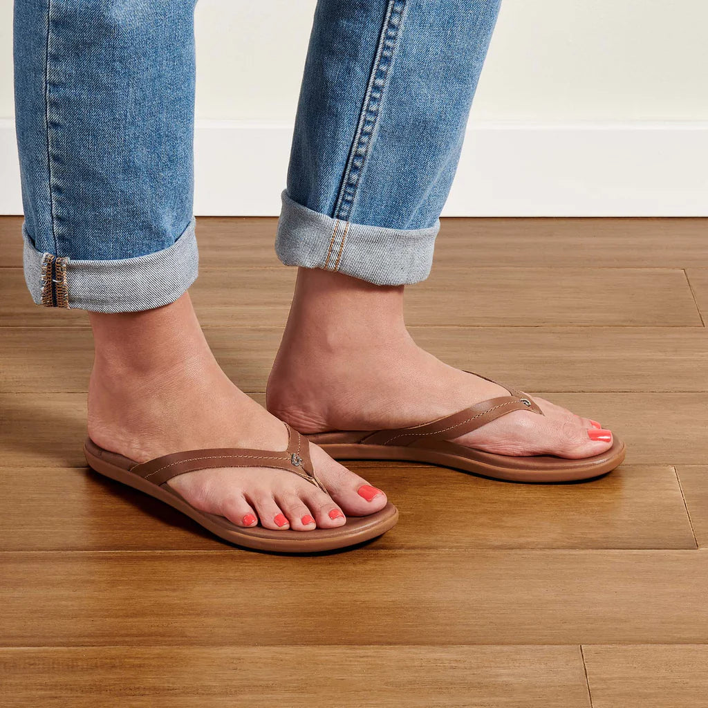 Olukai Women's HONU- Tan/ Tan