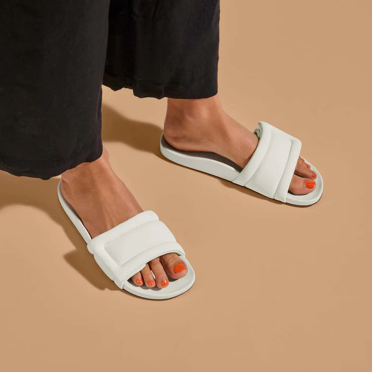 Olukai Sunbeam Slides - Off White