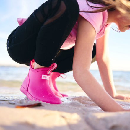 Youth Xtratuf Ankle Deck Boots - Neon Pink