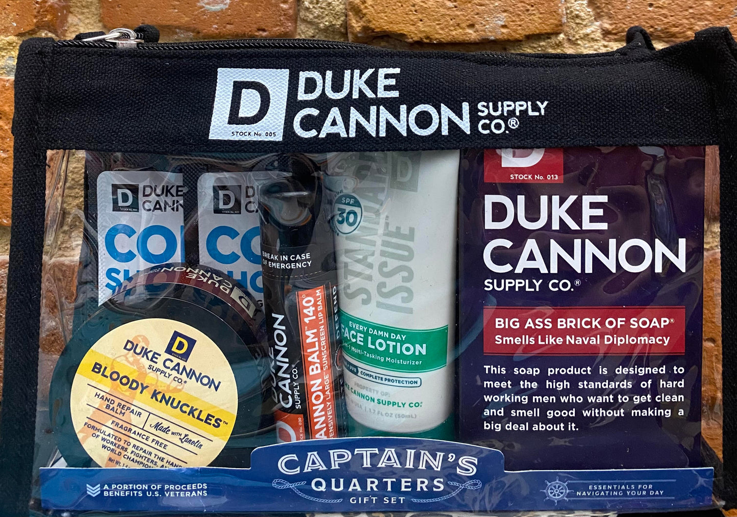 Duke Cannon Supply Co. Captain's Quarters Gift Set