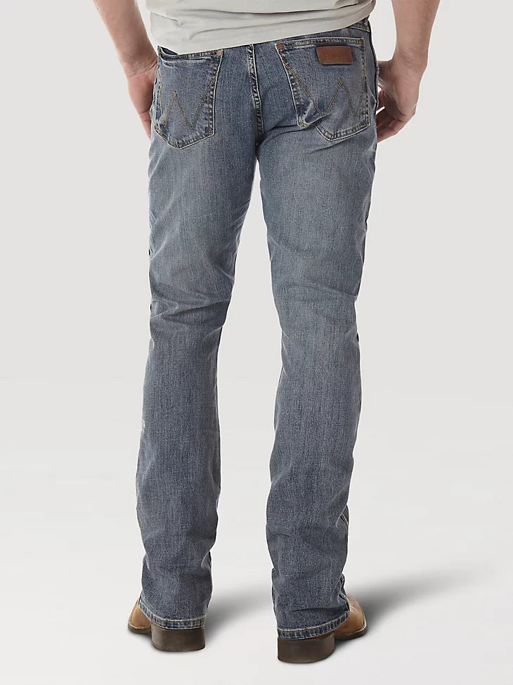 Wrangler Men Retro Slim Fit Bootcut Jean in Greeley