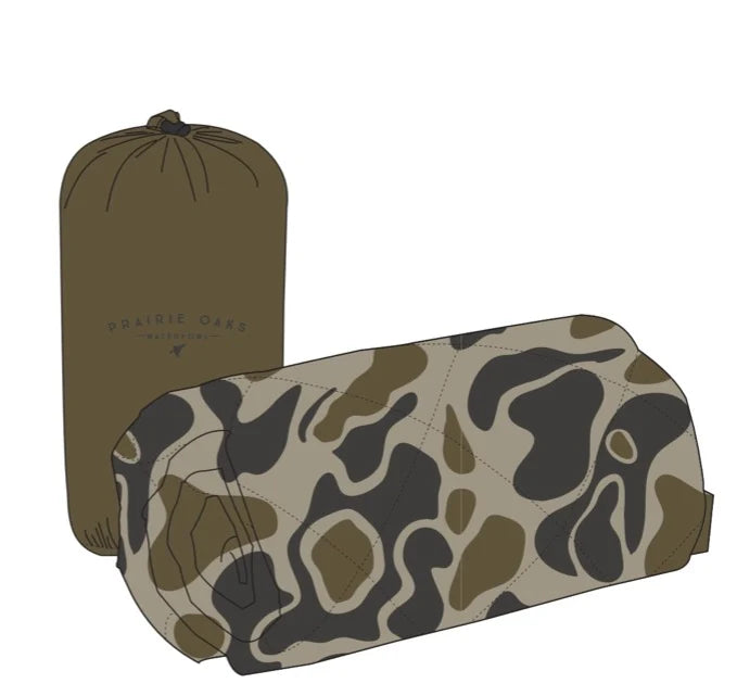 Prairie Oaks Waterfowl Quilted Blanket - Traditions Camo