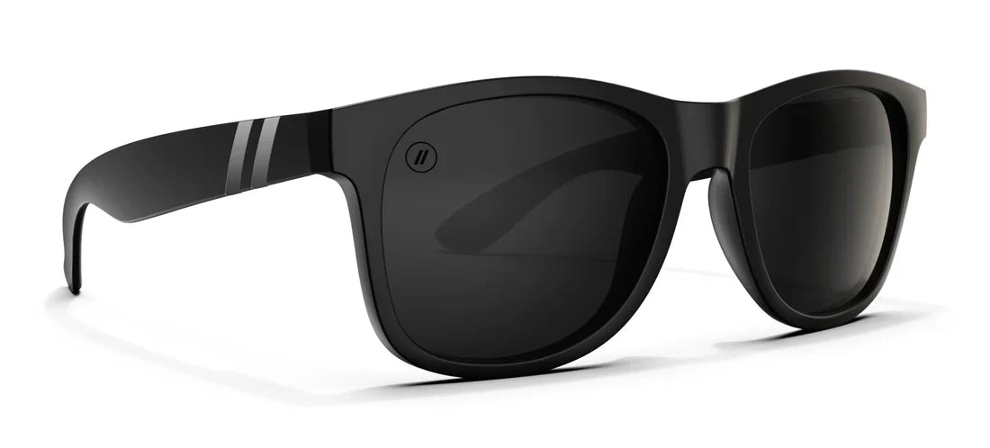 Blenders Eyewear Deep Space 2X - Black/Smoke