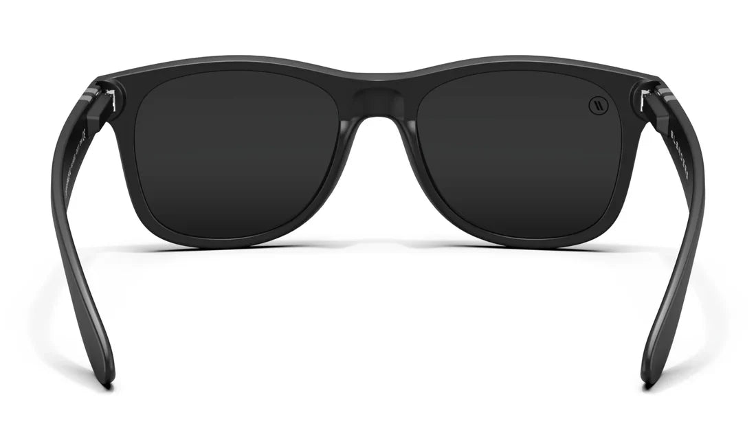 Blenders Eyewear Deep Space 2X - Black/Smoke