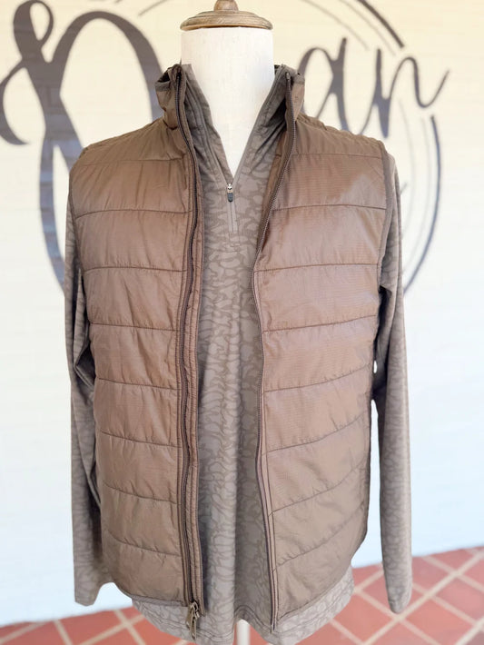 Southern Marsh Pelham Performance Vest in Carajillo Brown