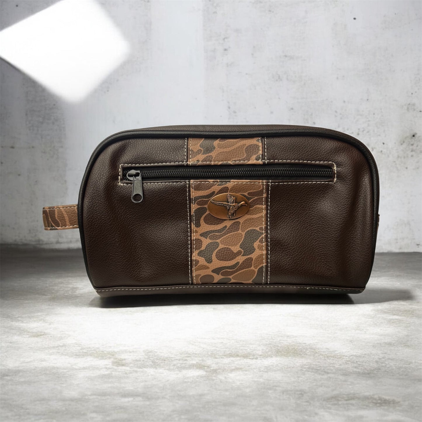 Zep-Pro Toiletry Bag - Leather/Camo